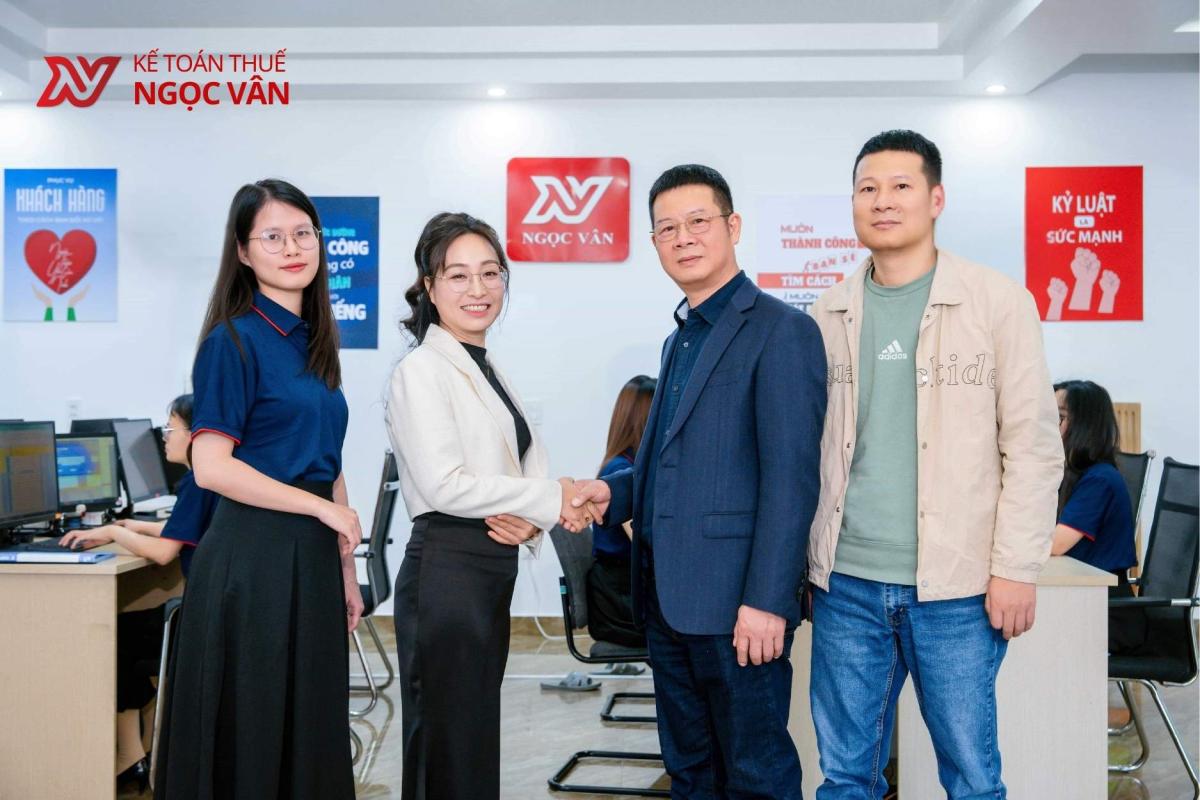 Công ty dịch vụ kế toán tuyển dụng tại Hà Nội