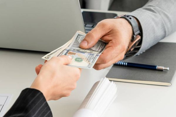 hạch toán trả lương nhân viên