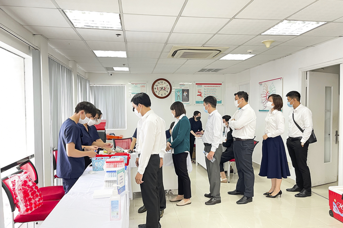 khám sức khỏe định kỳ cho người lao động